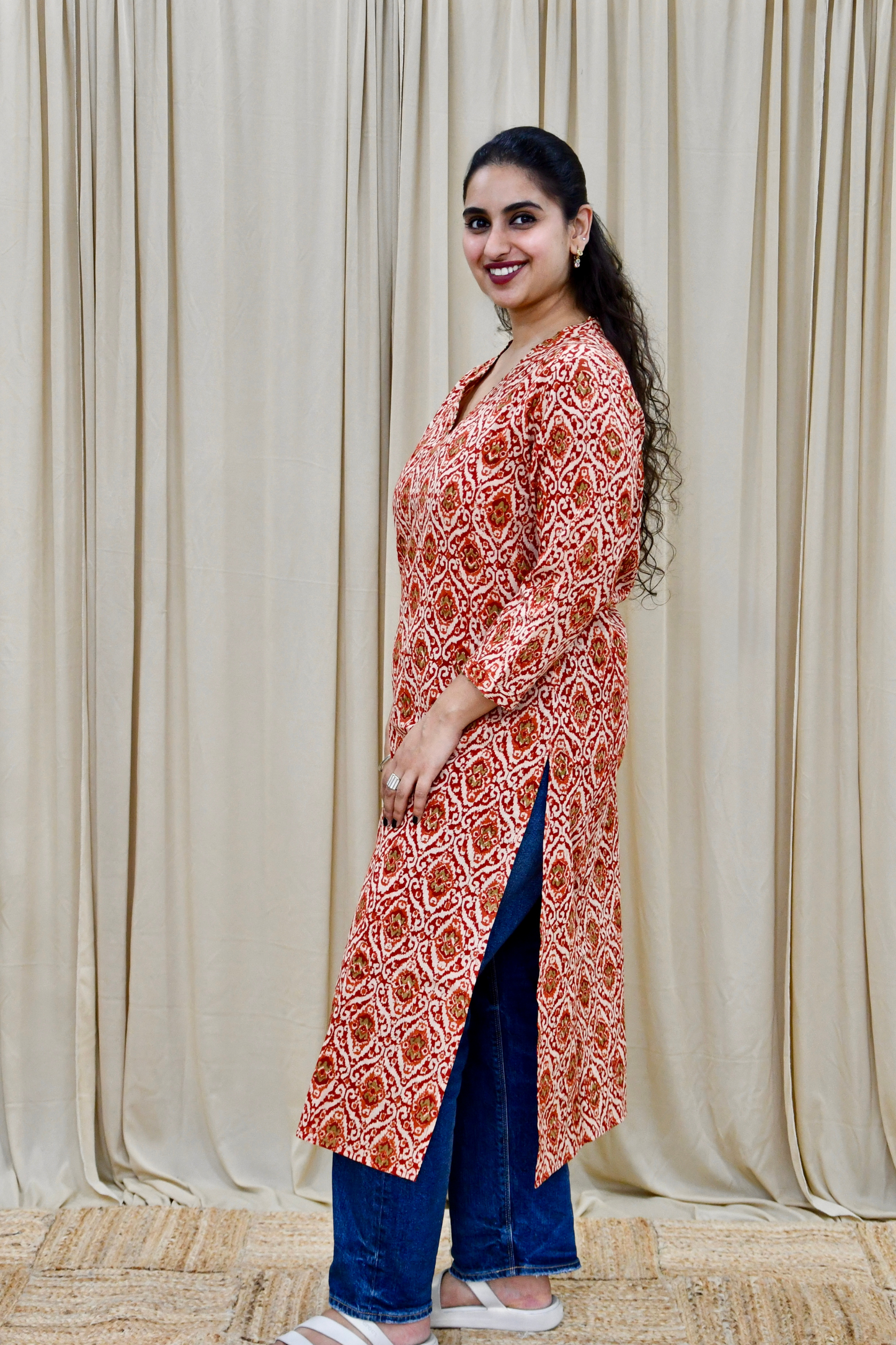 Nitya Kesar Kurta