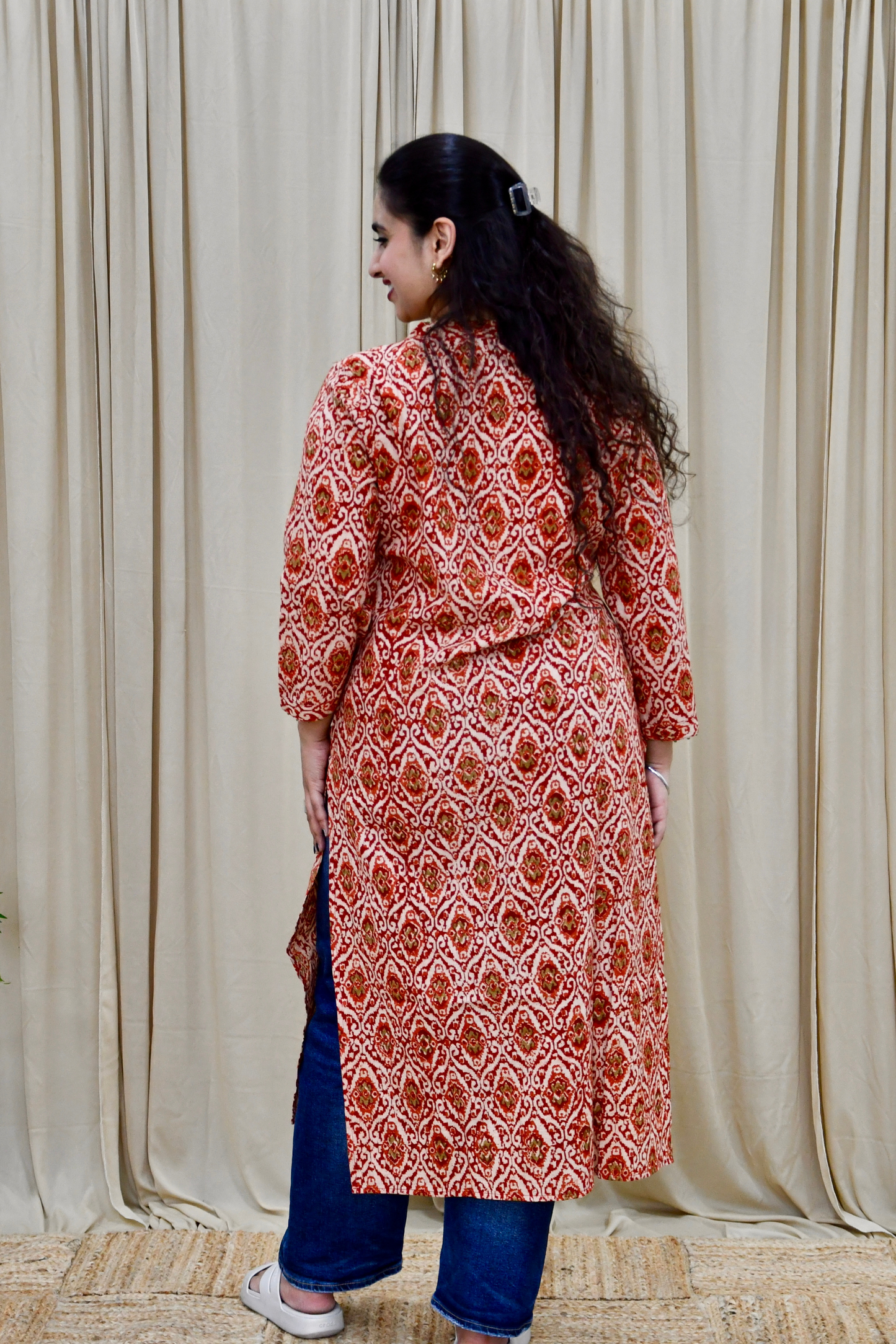 Nitya Kesar Kurta