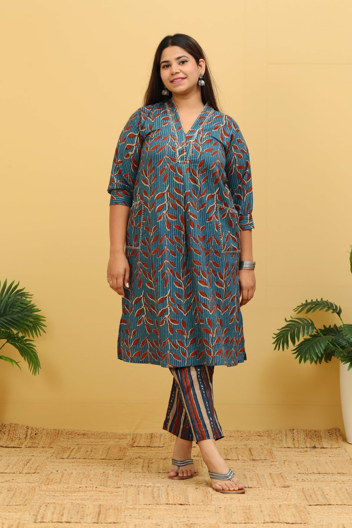 Ananya Set