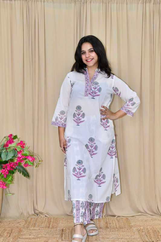 Inaya Petals Set