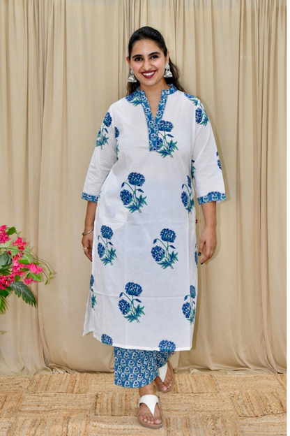 Inaya Muse Kurta Set