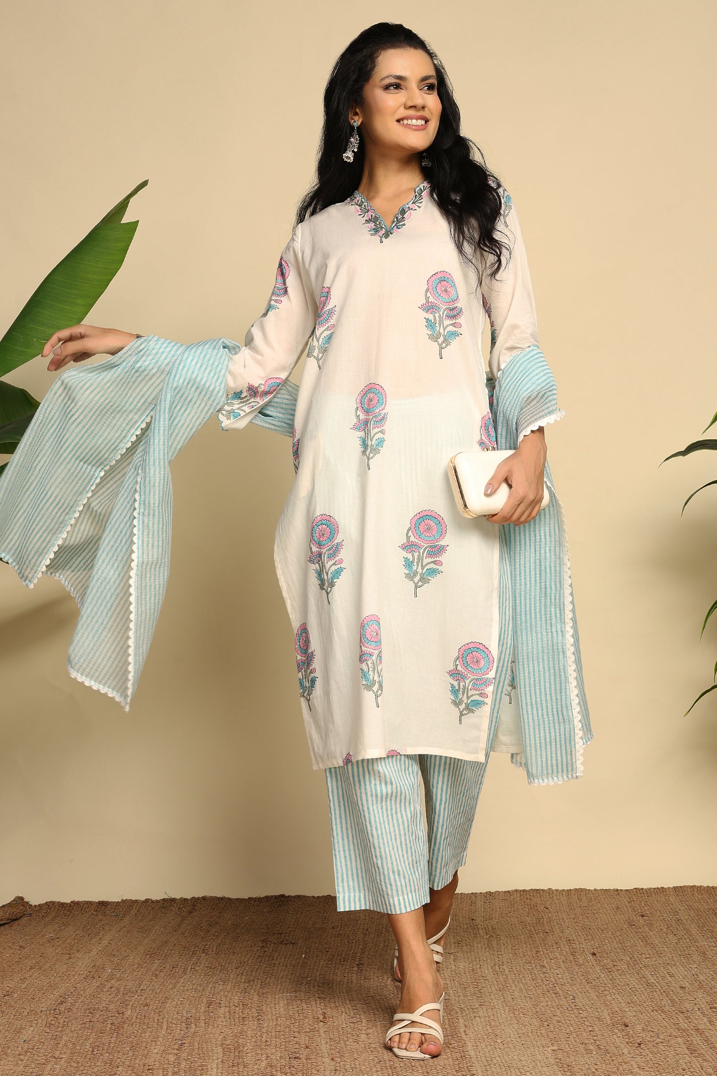 Tanvi Set
