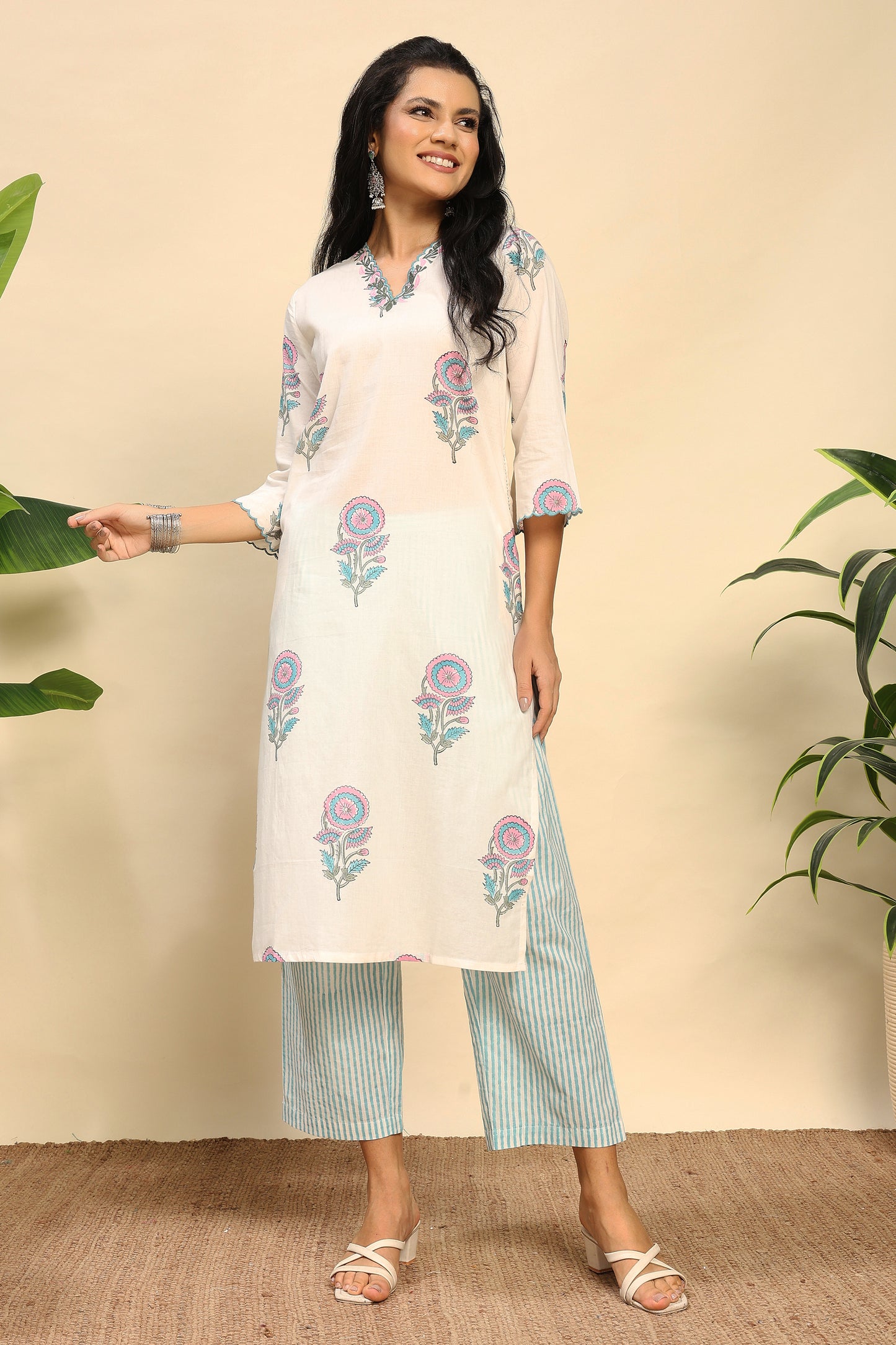 Tanvi Set