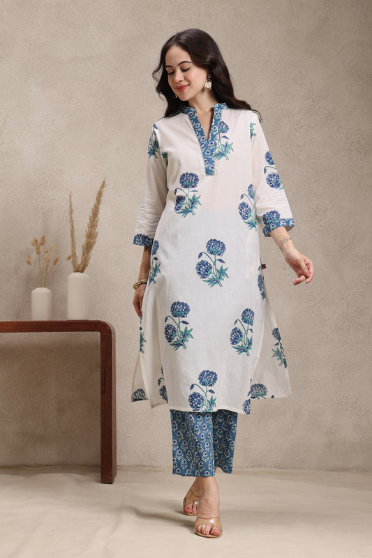 Inaya Muse Kurta Set