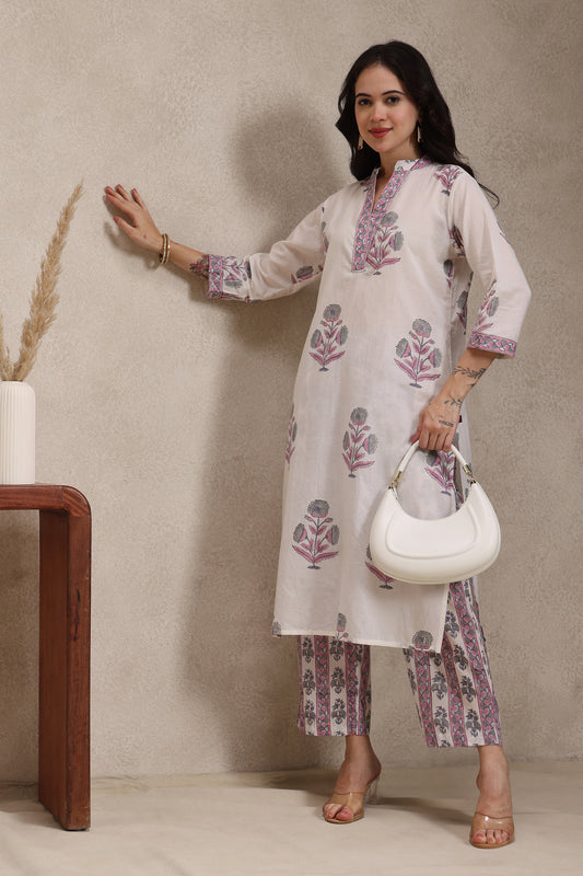 Inaya Petals Set