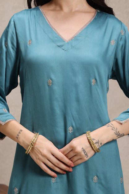 Naksh Teal