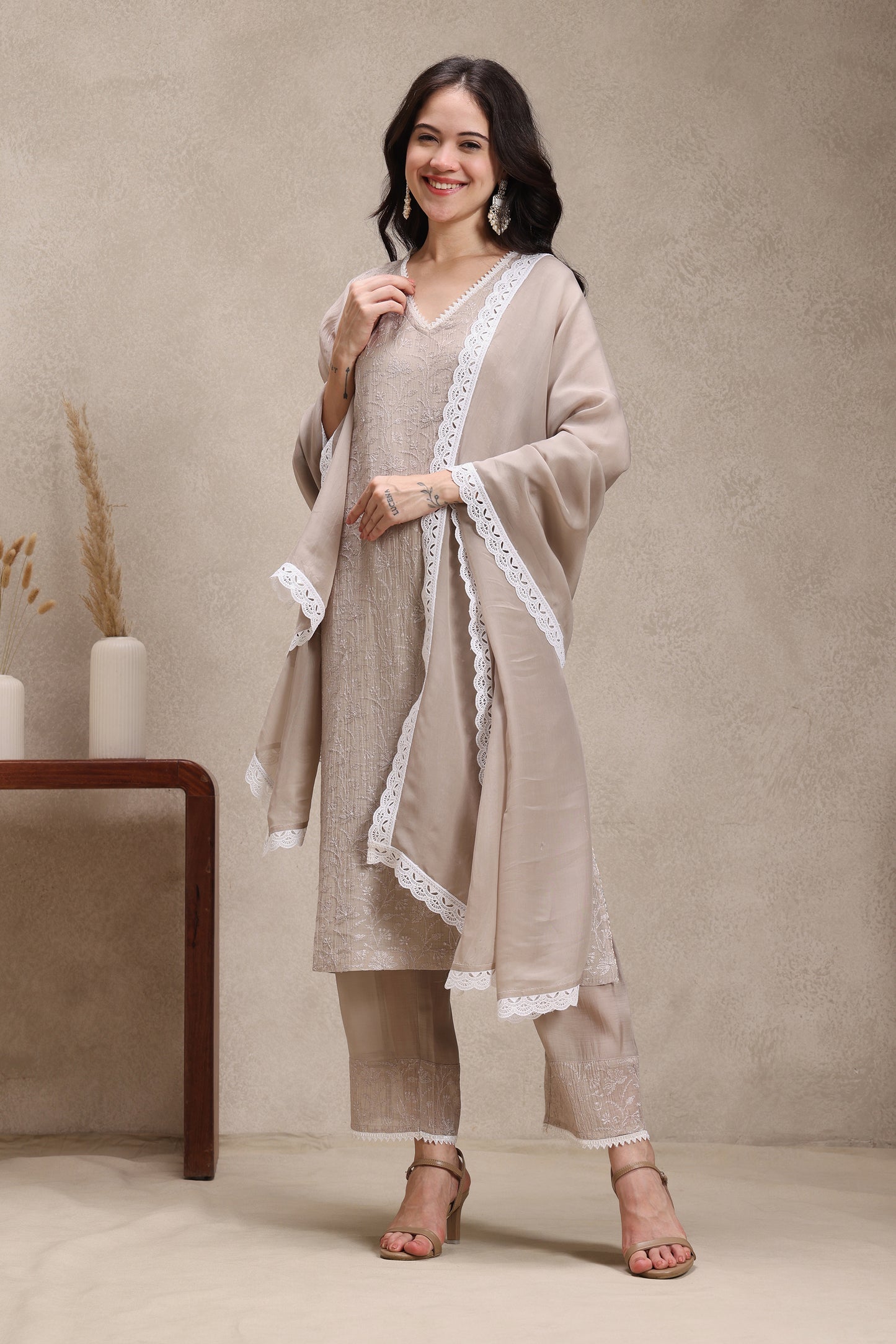 Sukoon Beige