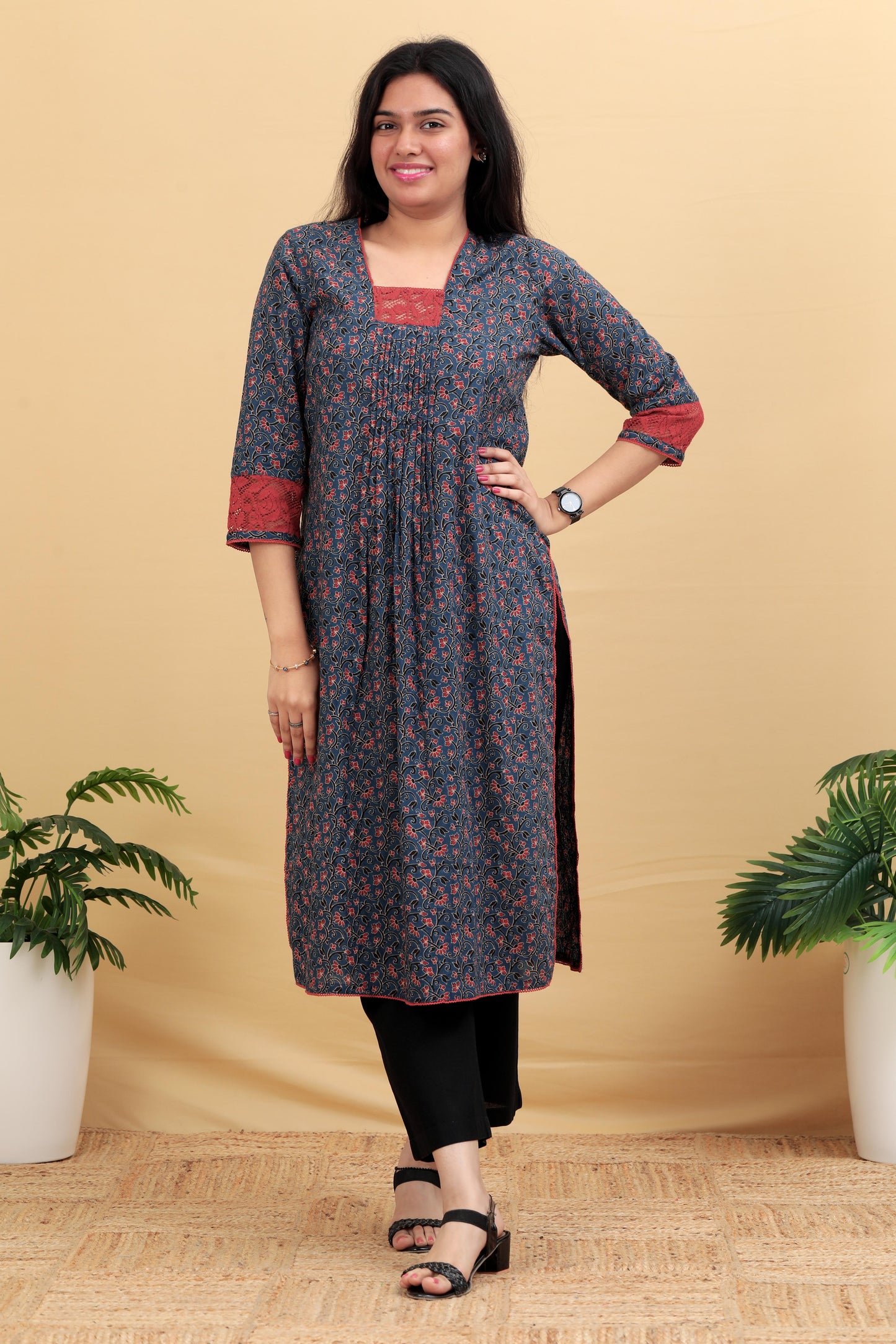 Sanya Kurta