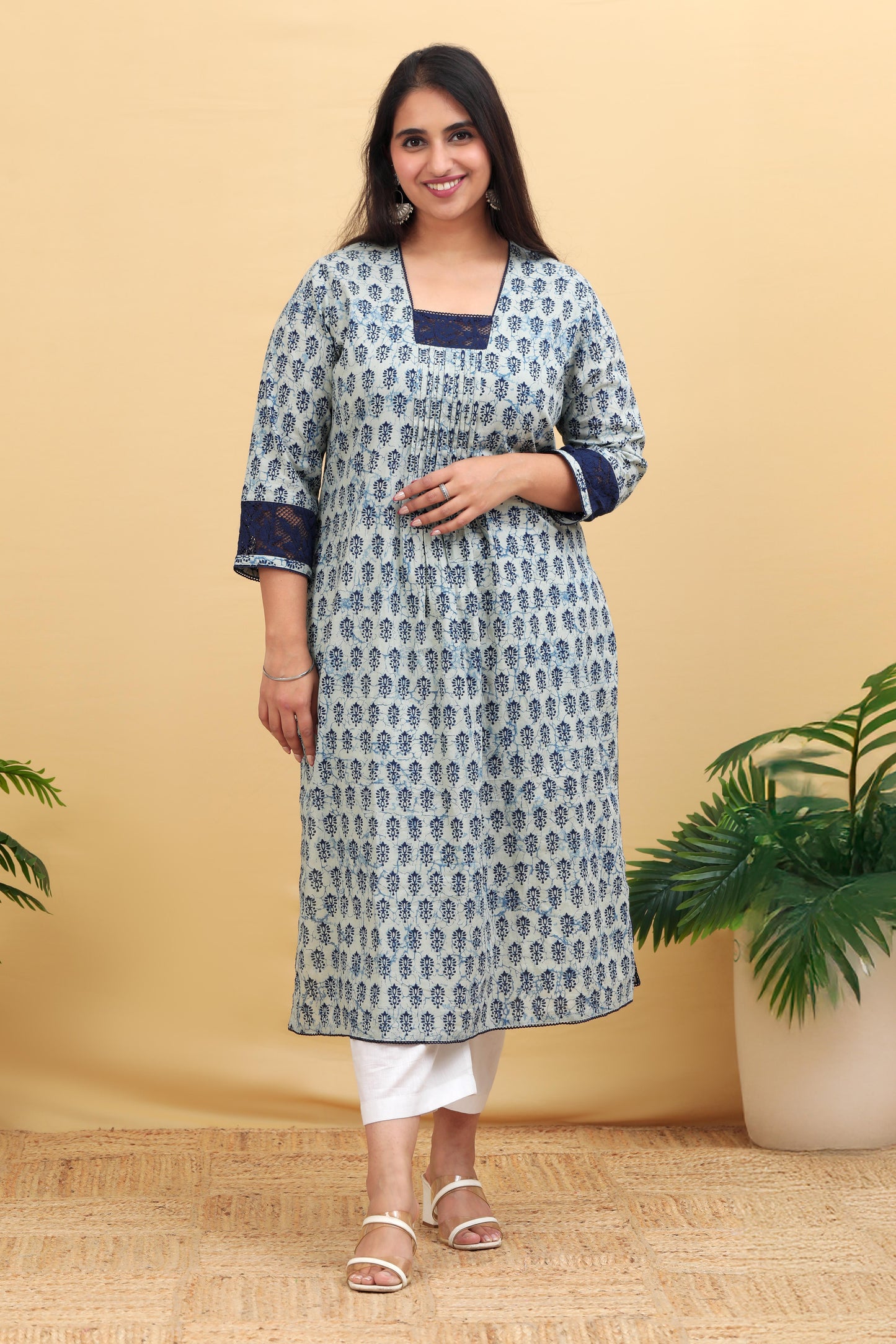 Sanya Kurta