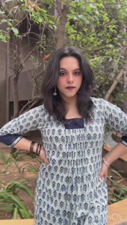 Sanya Kurta